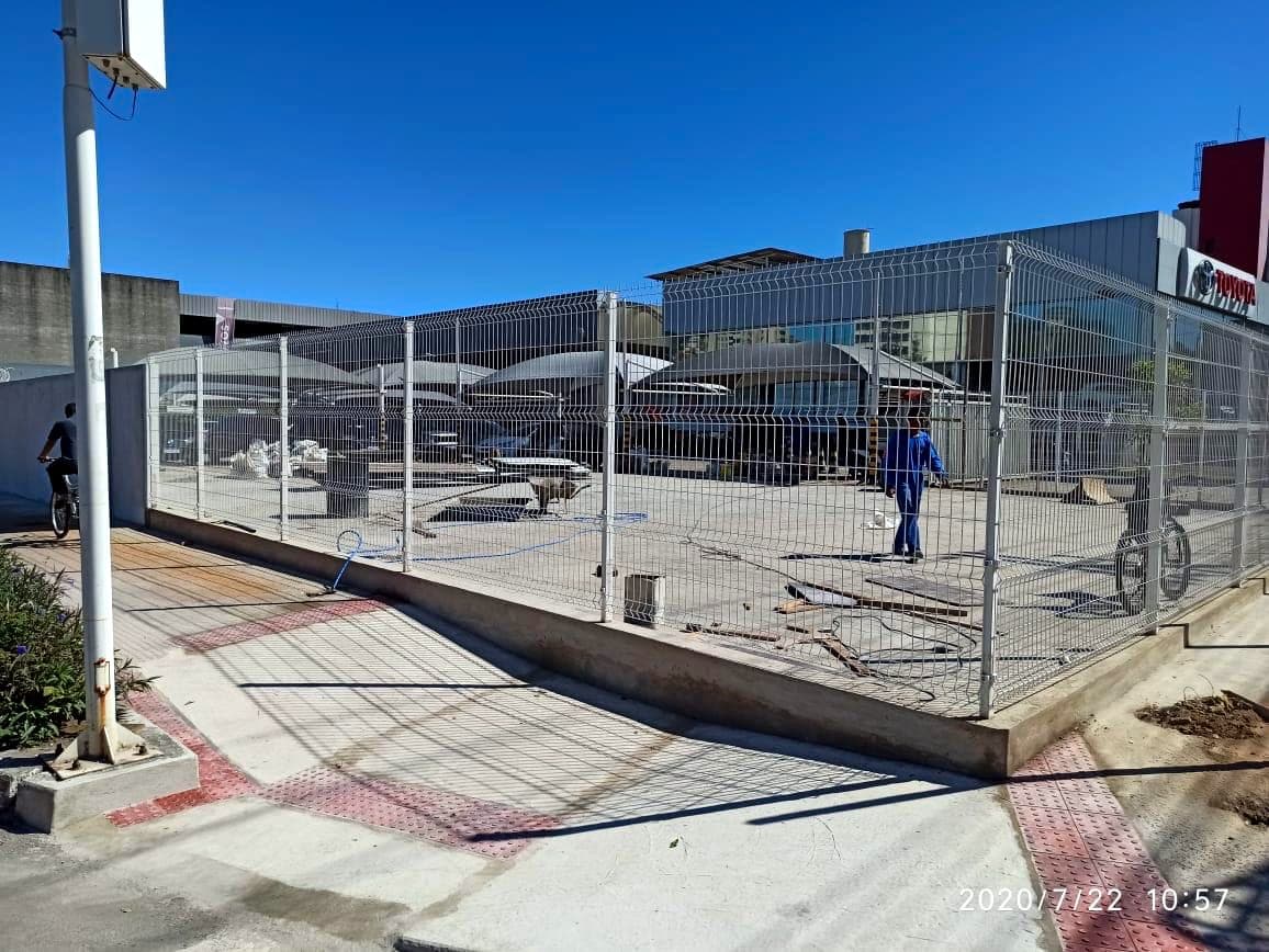 Estacionamento da Kurumá Veículos, em Vitória